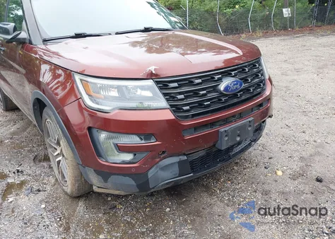 2016 Ford Explorer Sport z USA, uszkodzony, nr VIN 1FM5K8GT5GGB57390